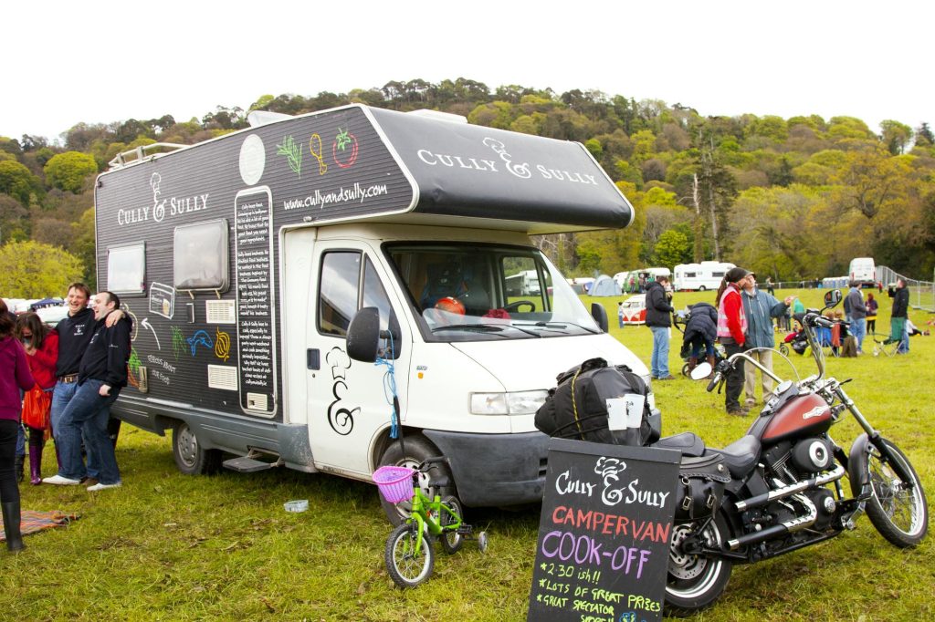Vantastival We are thrilled to welcome back Cully & Sully to Vantastival 2025! IMG 2557 web